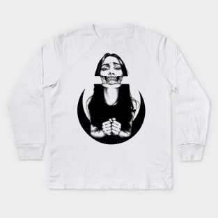 horror girl Kids Long Sleeve T-Shirt